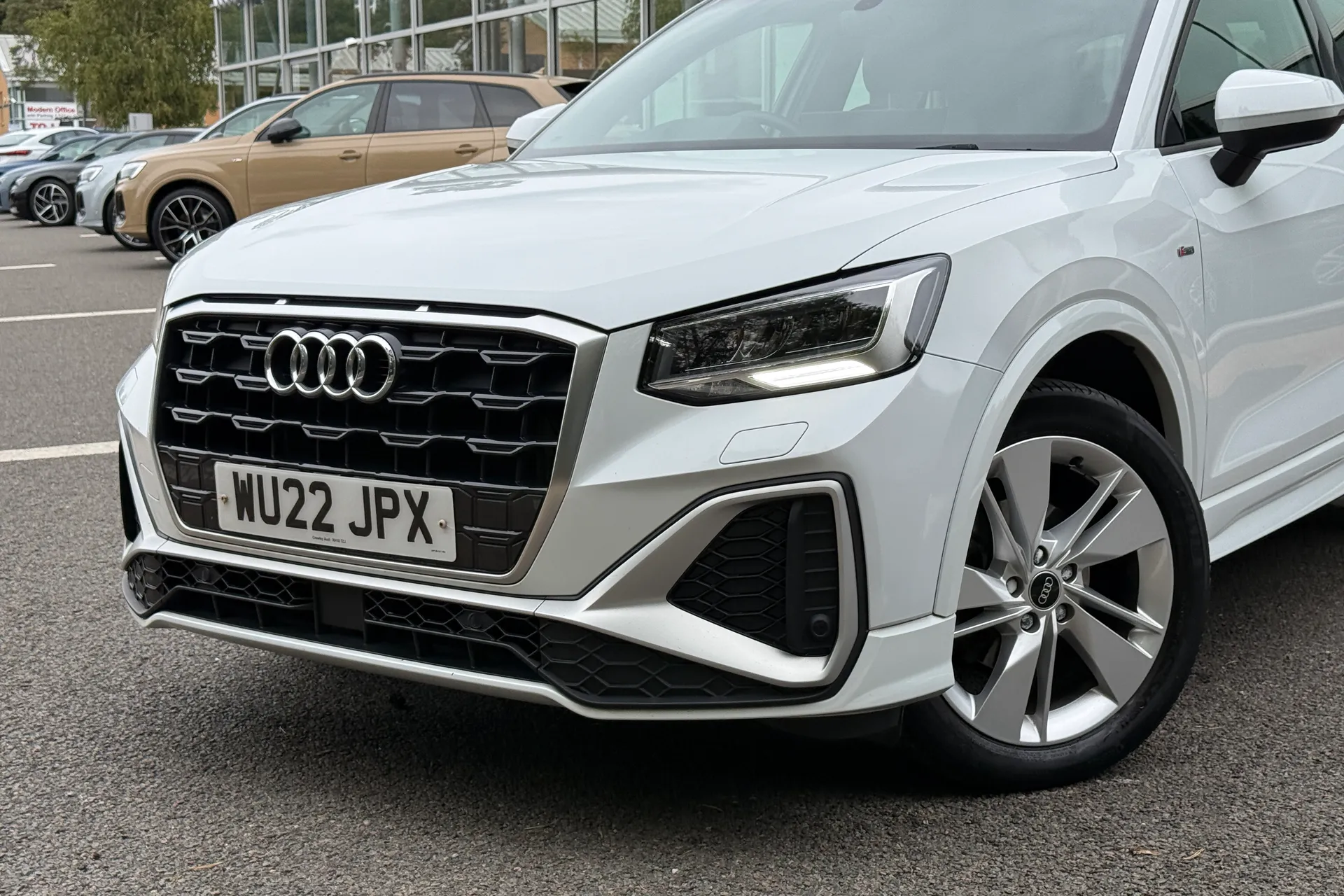 Audi Q2 thumbnail image number 46