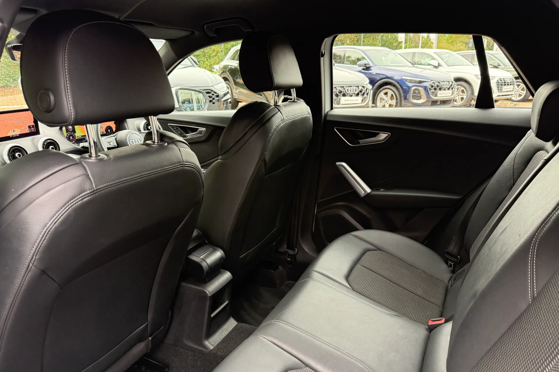 Audi Q2 thumbnail image number 39