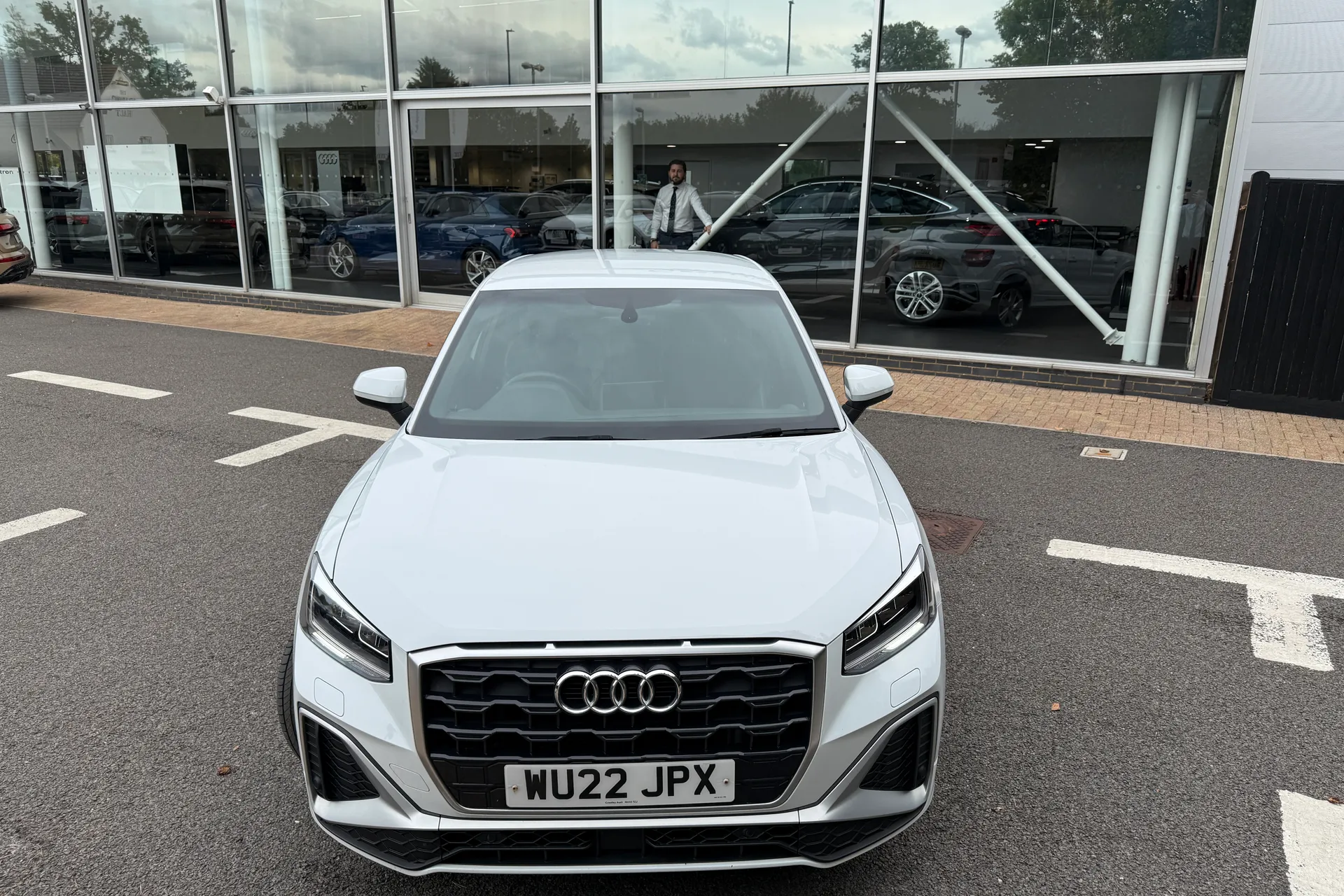 Audi Q2 thumbnail image number 48