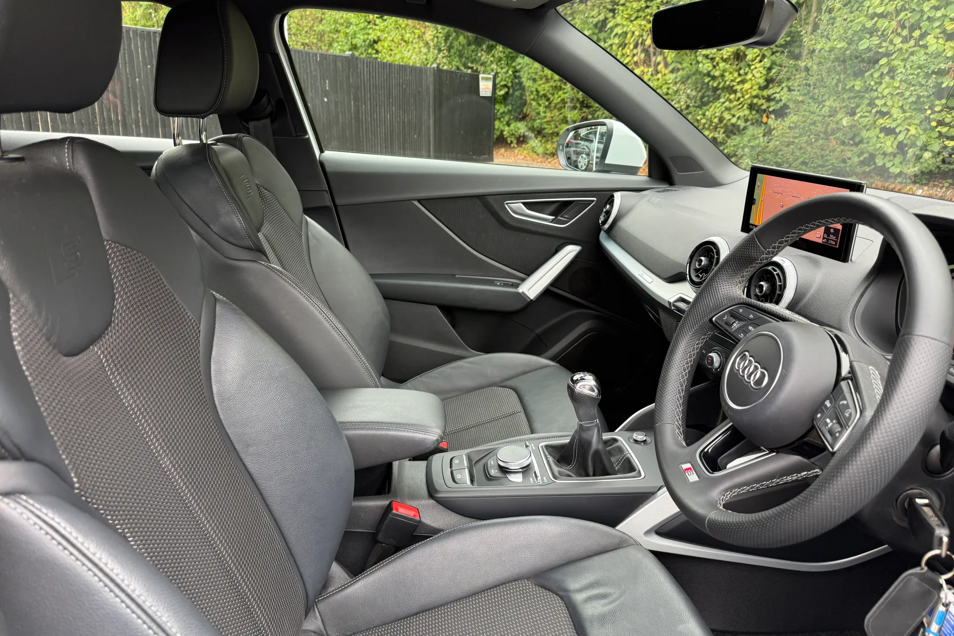 Audi Q2 thumbnail image number 20