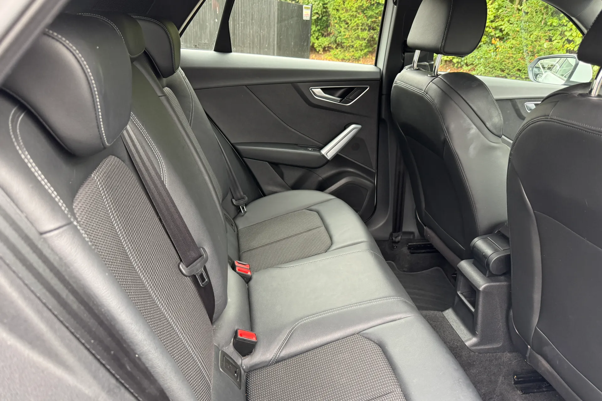 Audi Q2 thumbnail image number 25