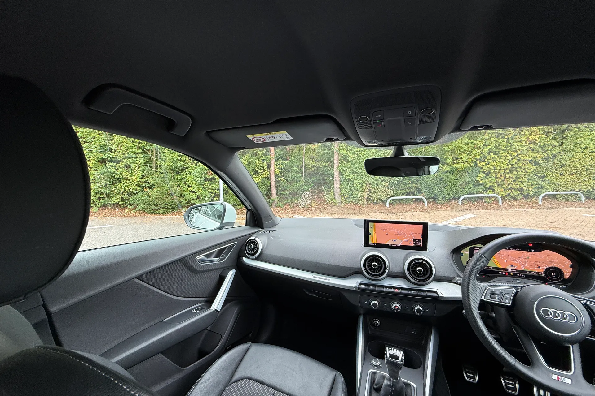 Audi Q2 thumbnail image number 28