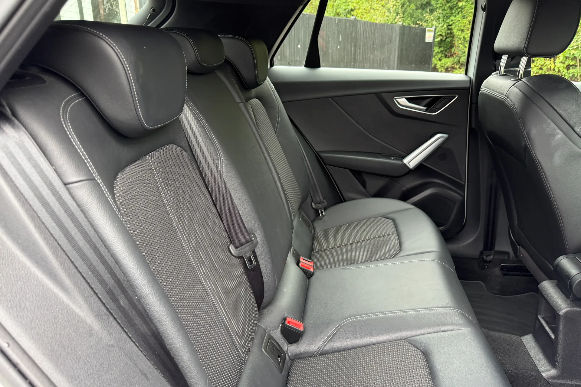 Audi Q2 thumbnail image number 24
