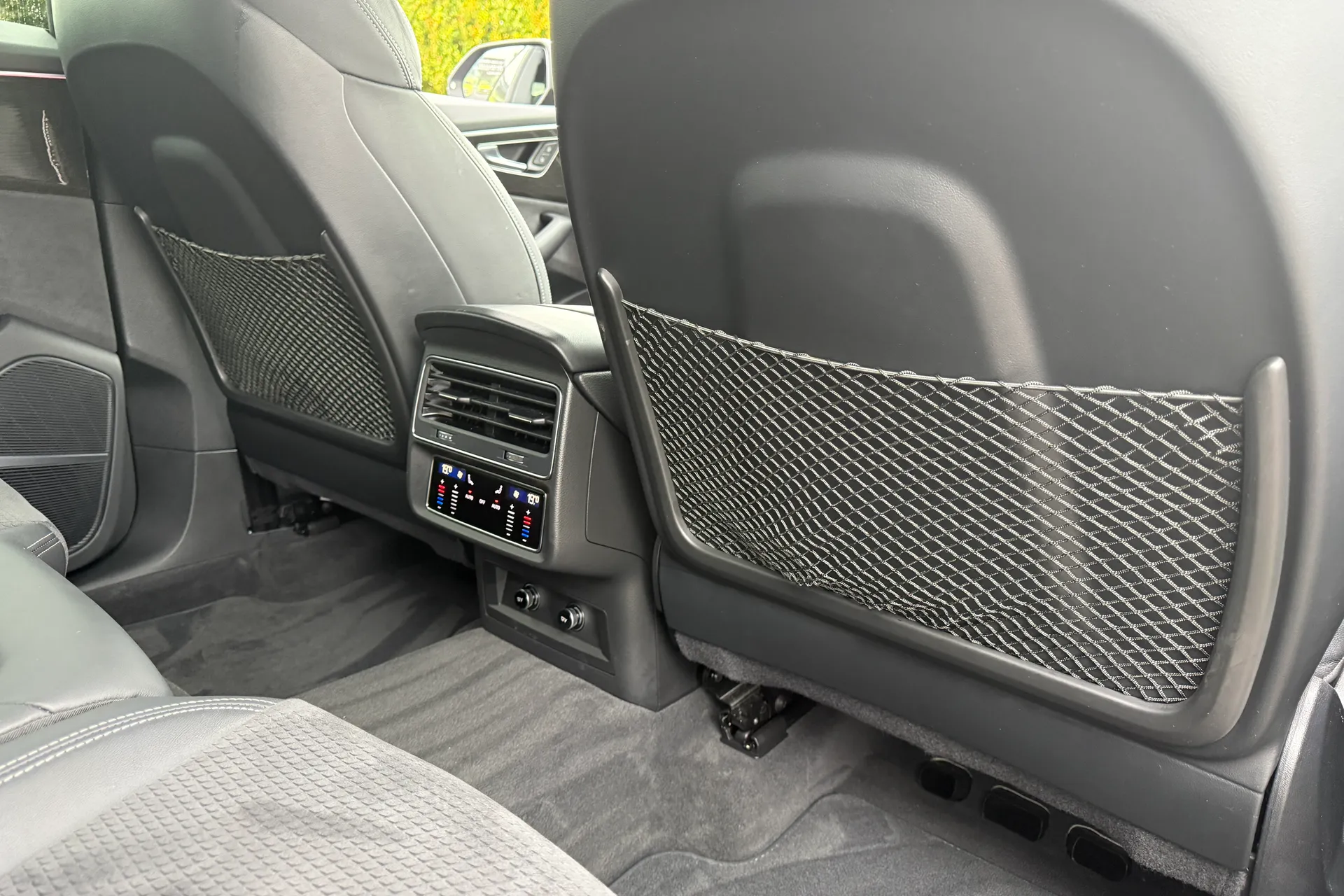 Audi Q8 thumbnail image number 50