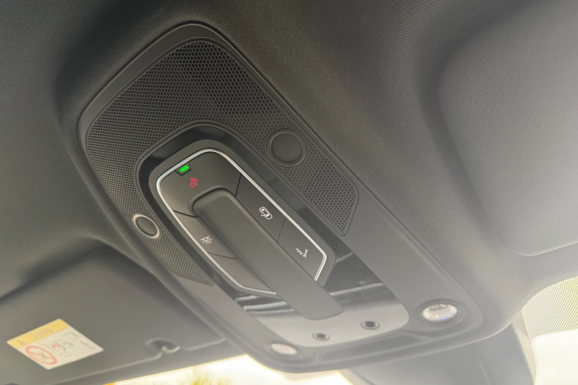 Audi Q8 thumbnail image number 22