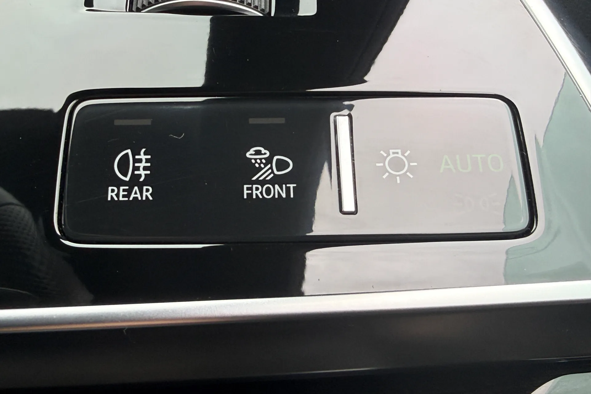 Audi Q8 thumbnail image number 25