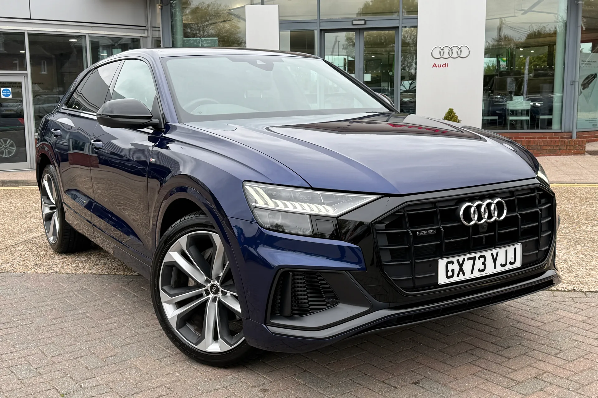 Audi Q8 thumbnail image number 26