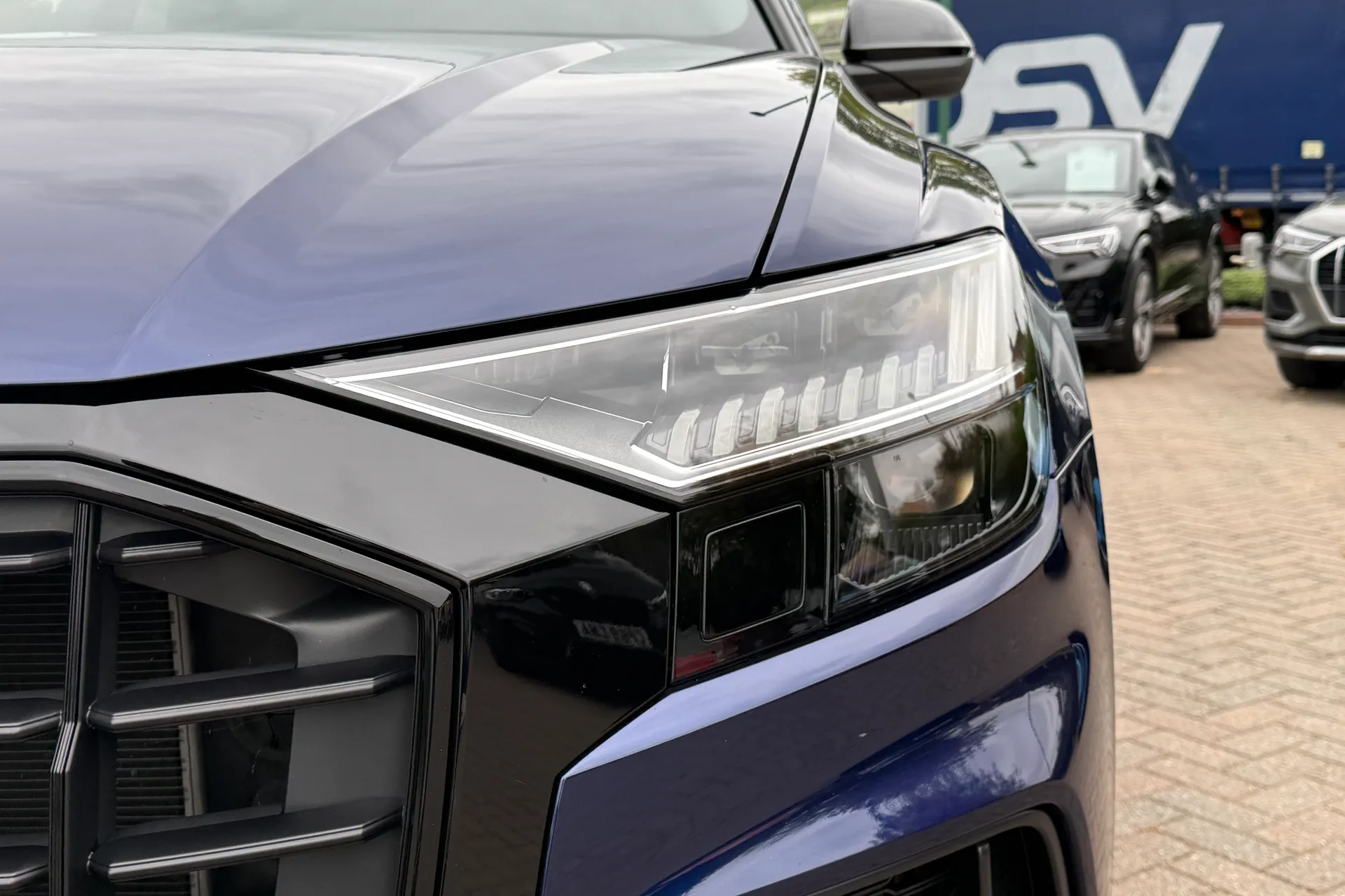 Audi Q8 thumbnail image number 58