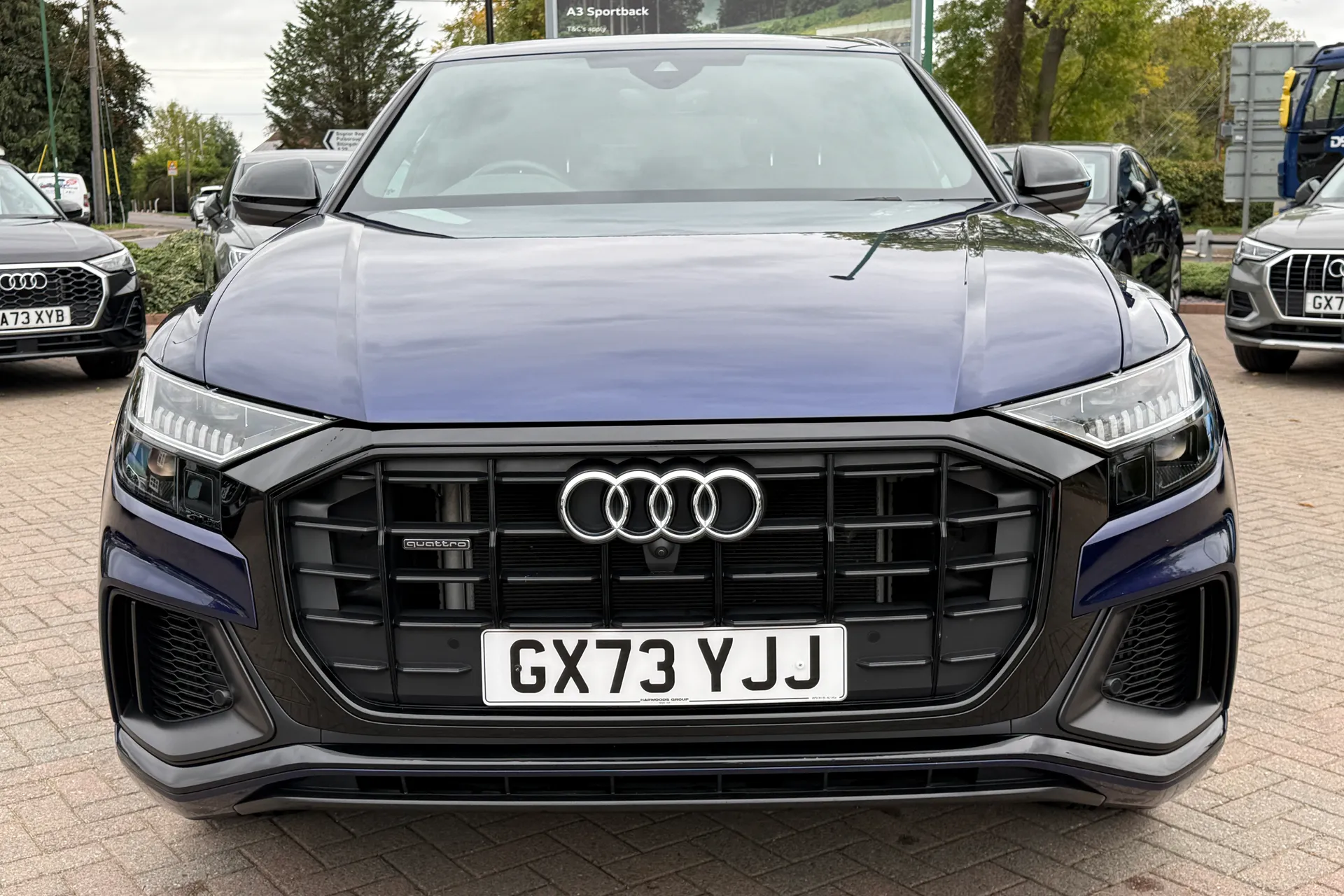 Audi Q8 thumbnail image number 27