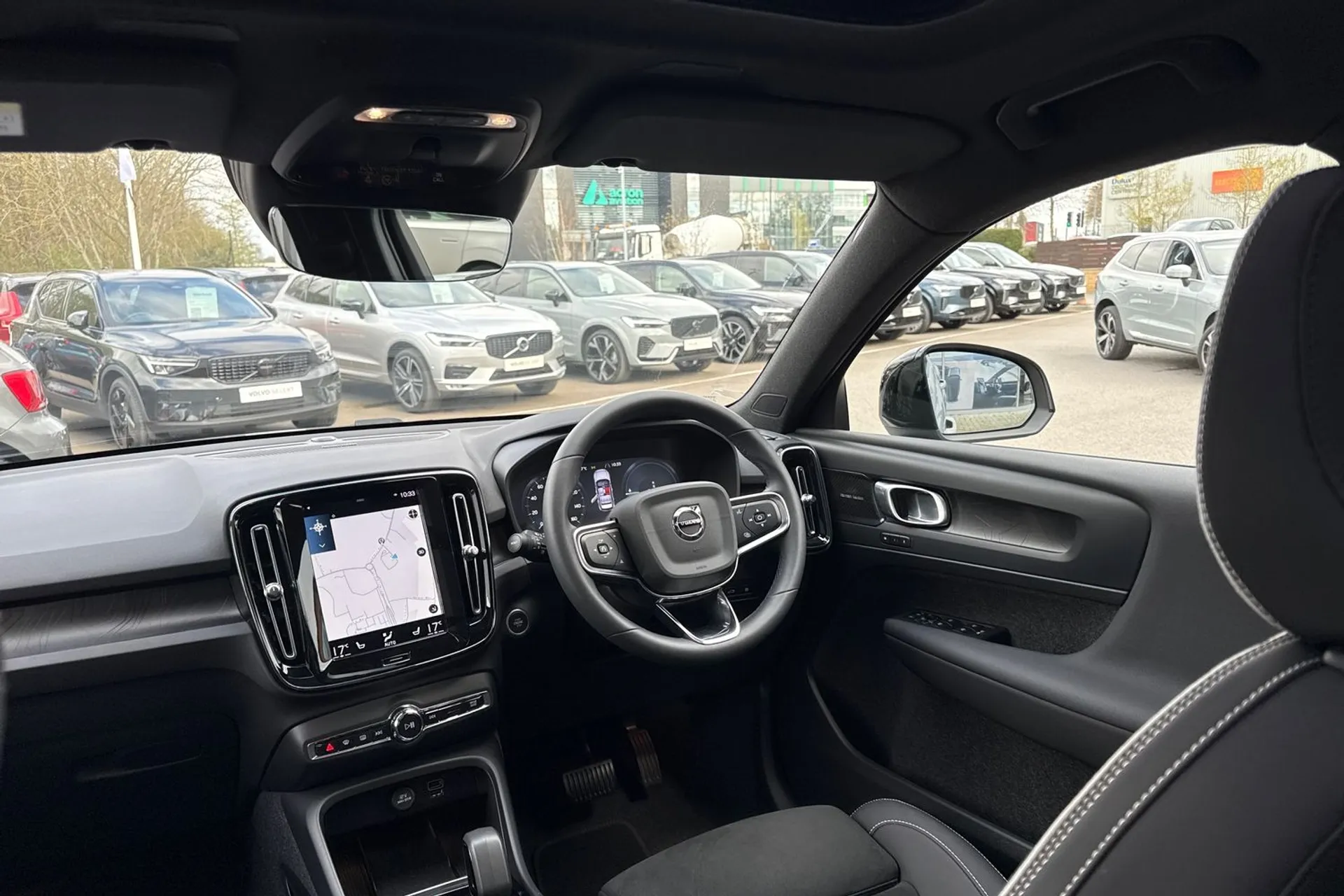 Volvo XC40 thumbnail image number 31