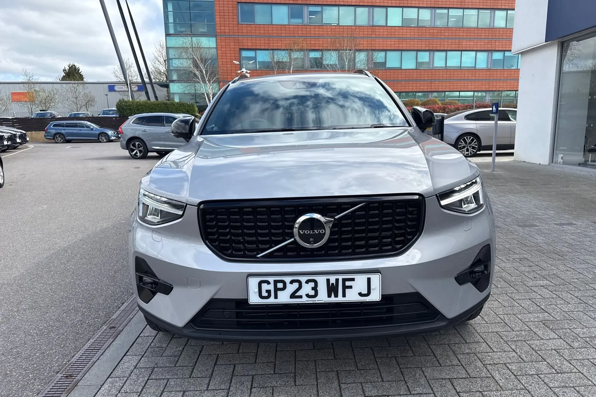 Volvo XC40 thumbnail image number 9