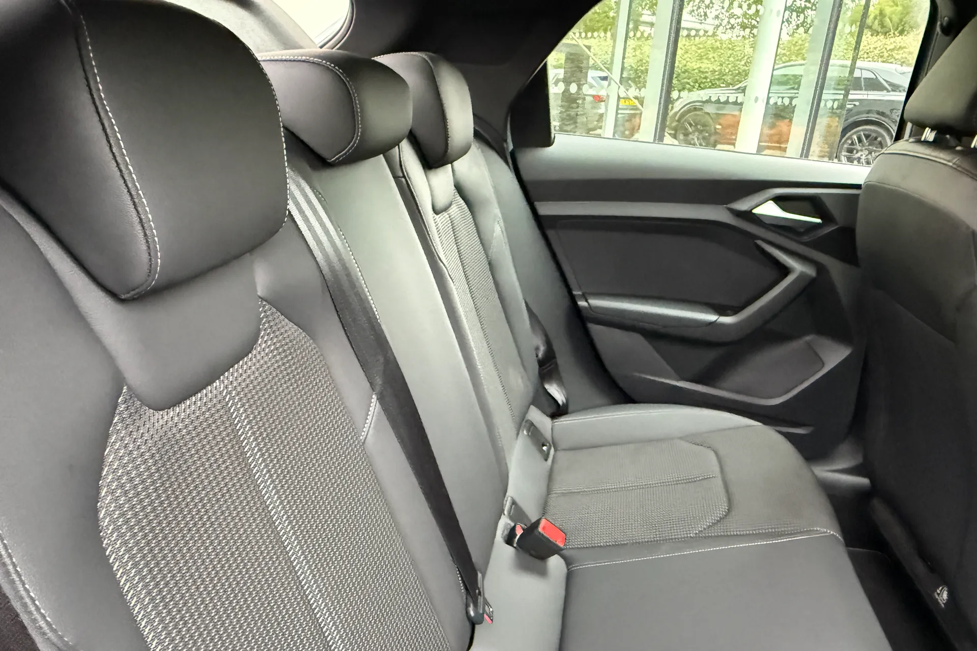 Audi A1 thumbnail image number 37