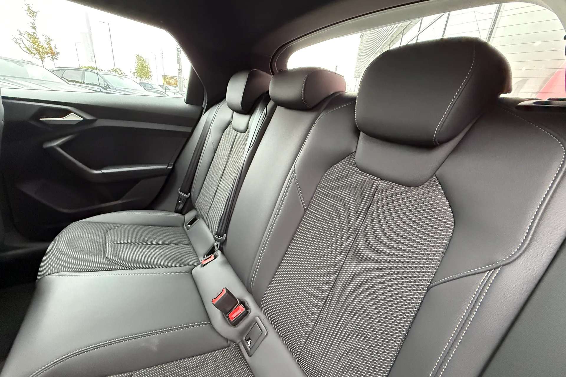 Audi A1 thumbnail image number 33