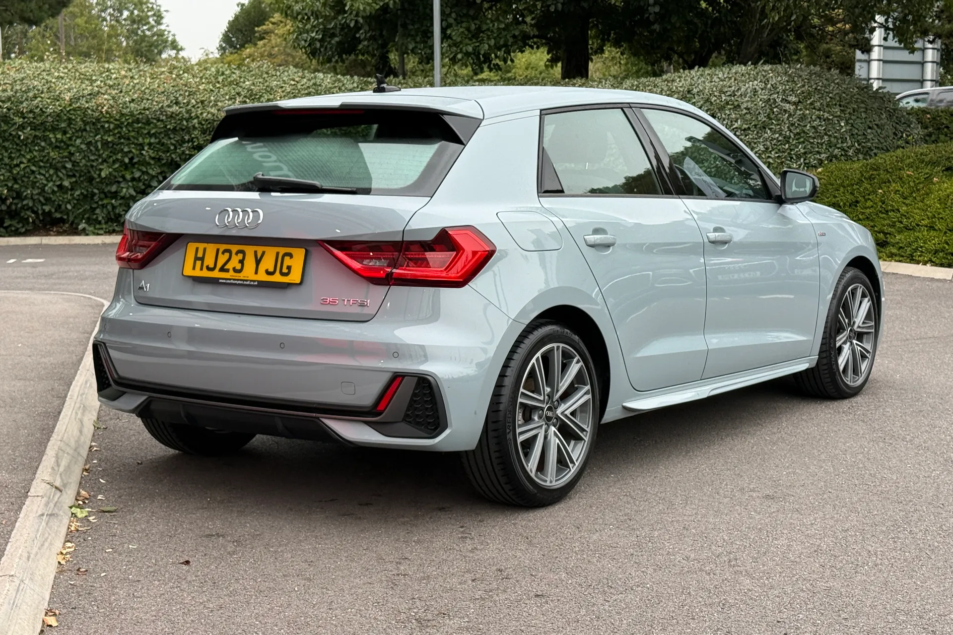 Audi A1 thumbnail image number 18