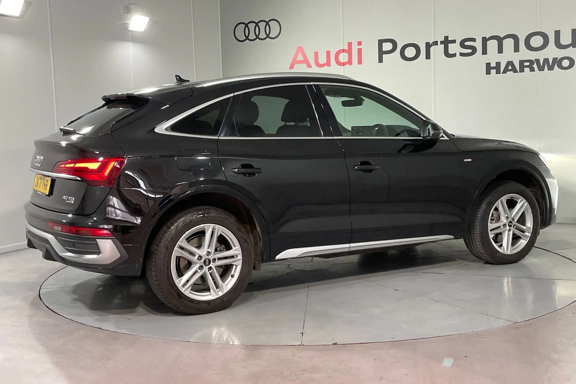 Audi Q5 thumbnail image number 9