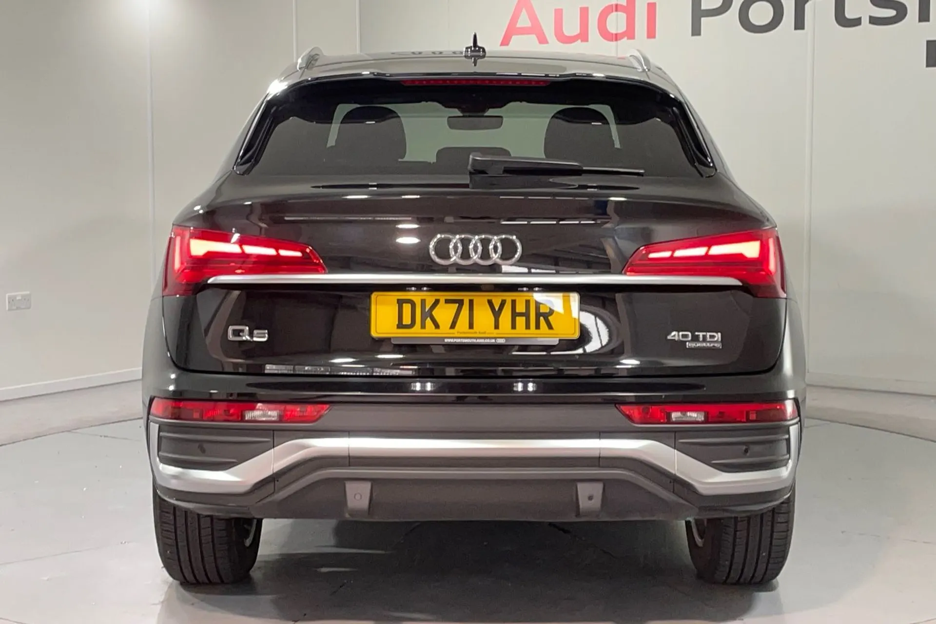 Audi Q5 thumbnail image number 6