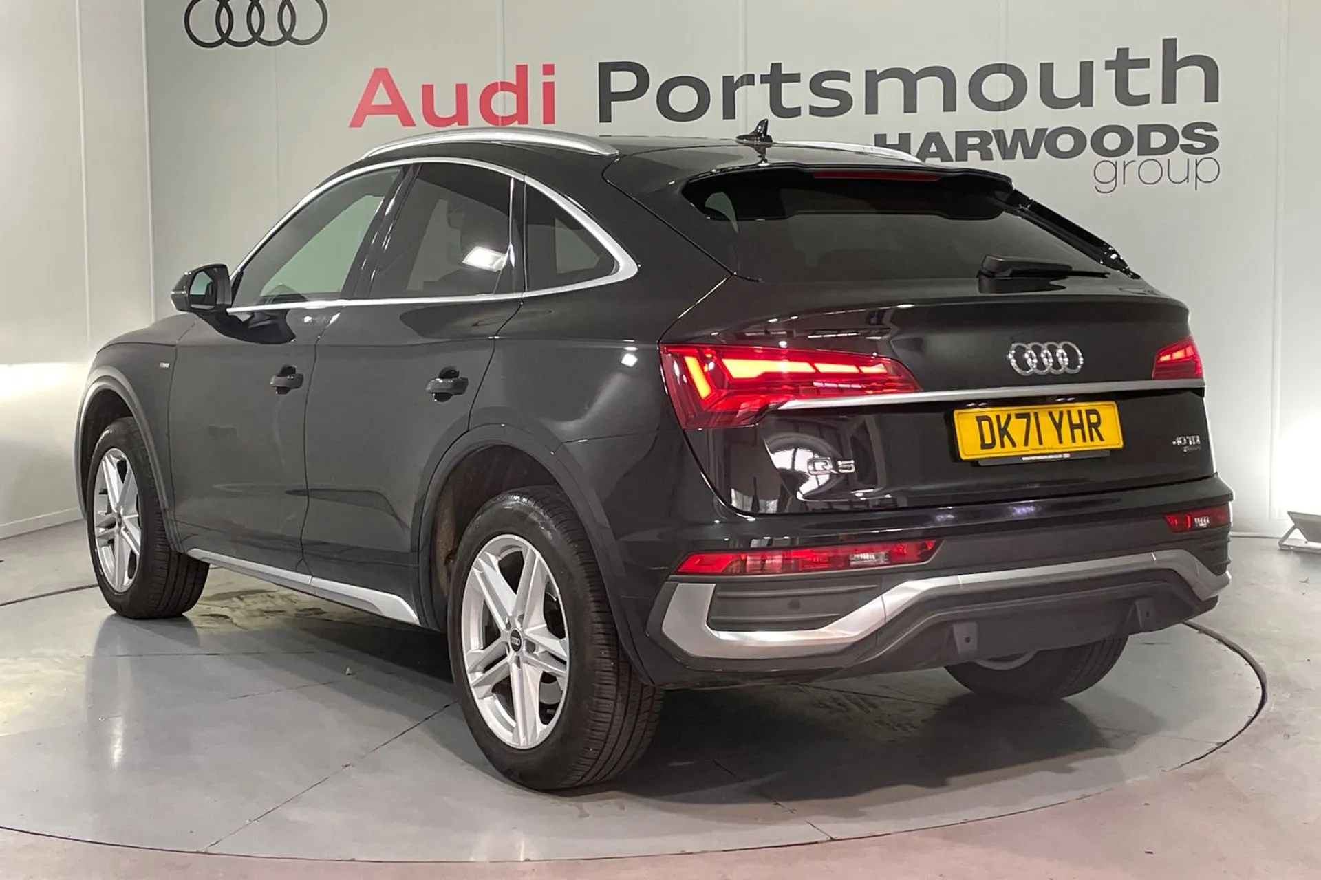 Audi Q5 thumbnail image number 8