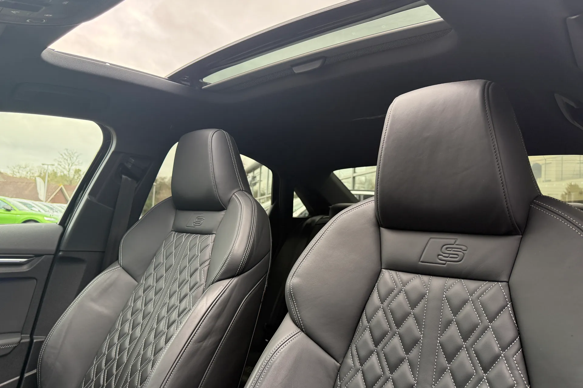 Audi A3 thumbnail image number 4