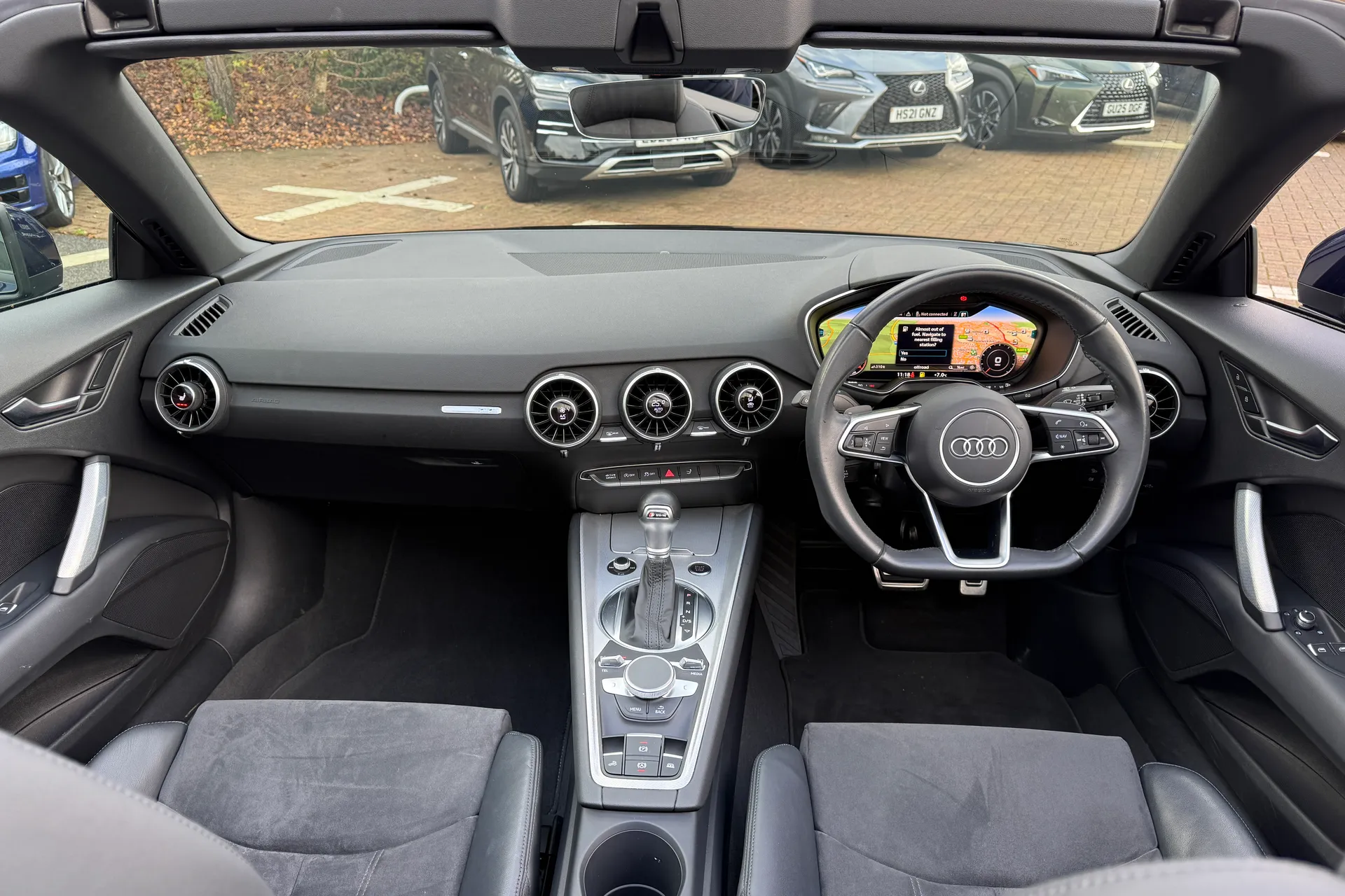 Audi TT thumbnail image number 3