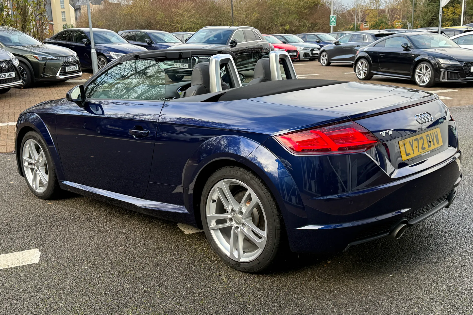 Audi TT thumbnail image number 8