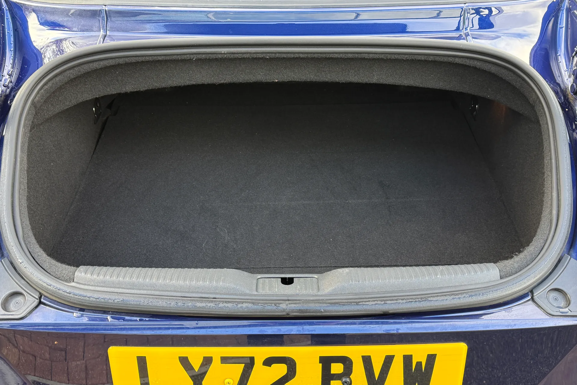 Audi TT thumbnail image number 31