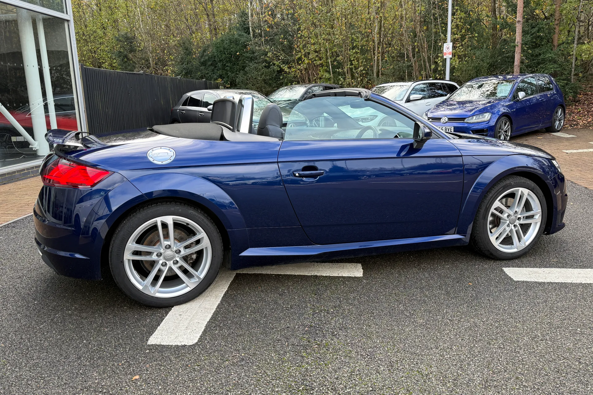 Audi TT thumbnail image number 6