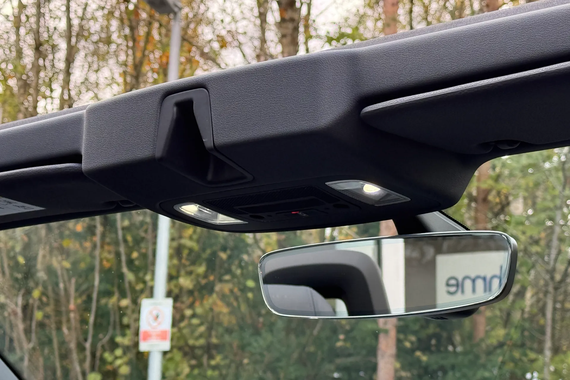 Audi TT thumbnail image number 43