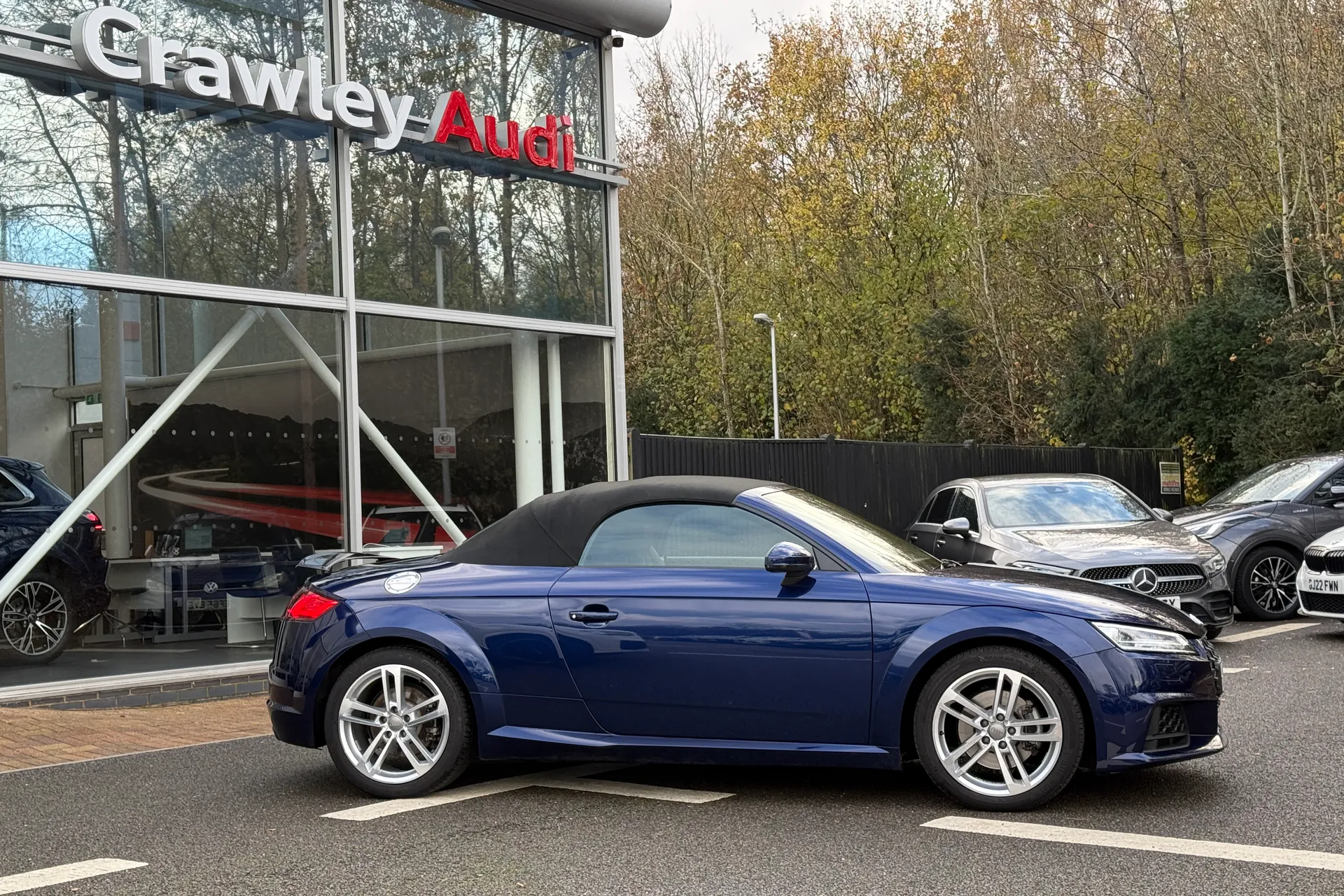 Audi TT thumbnail image number 26