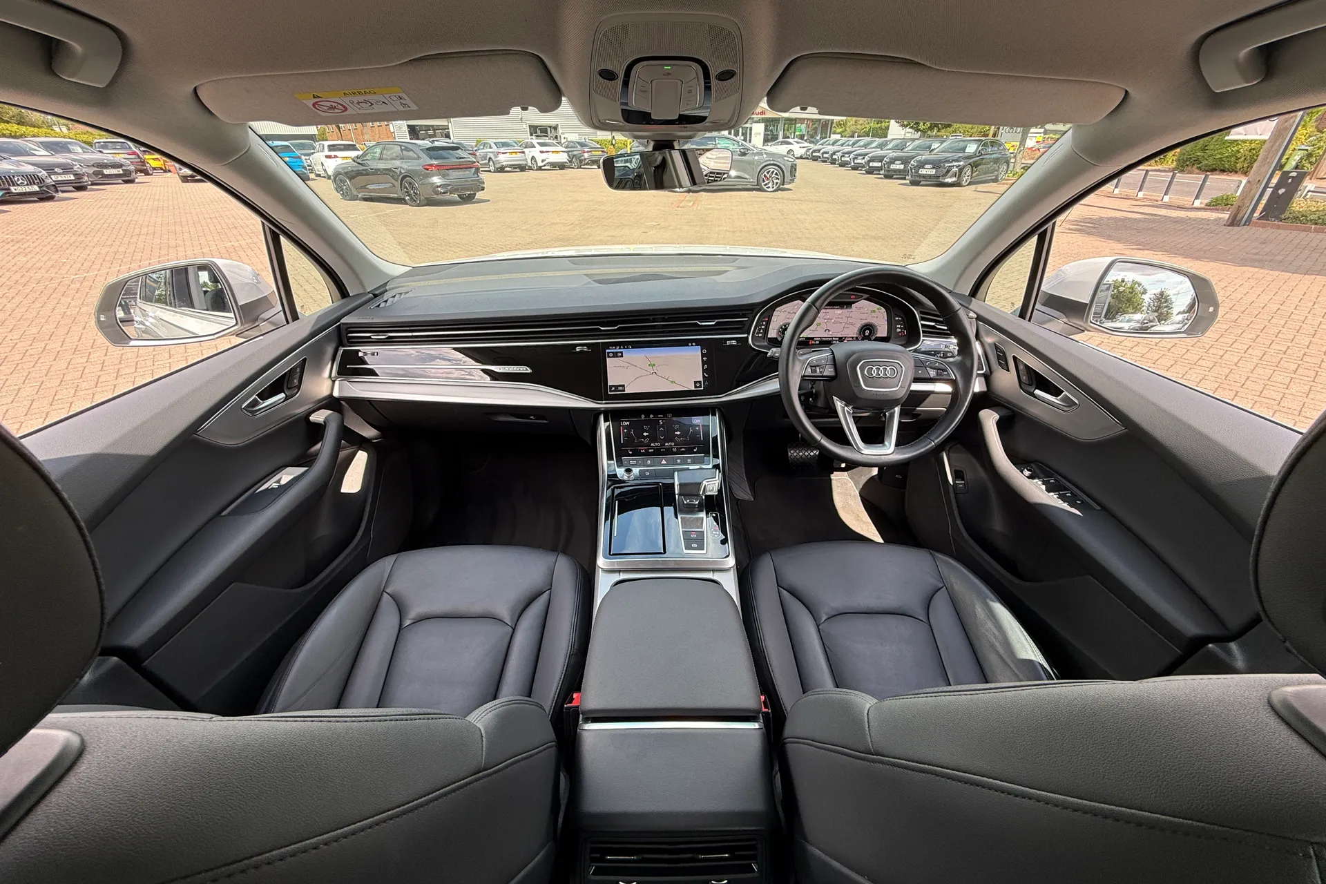 Audi Q7 thumbnail image number 3