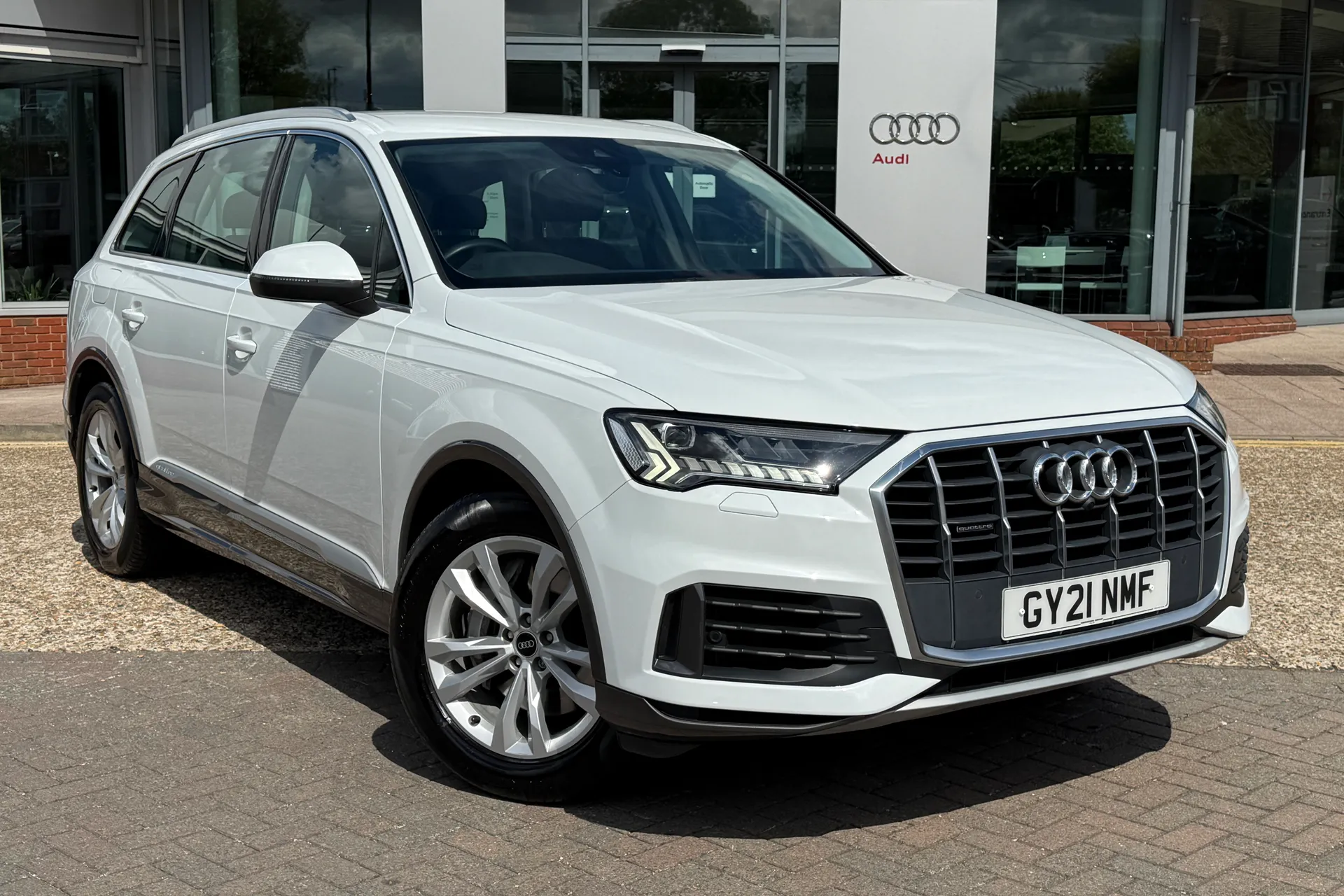 Audi Q7 thumbnail image number 27