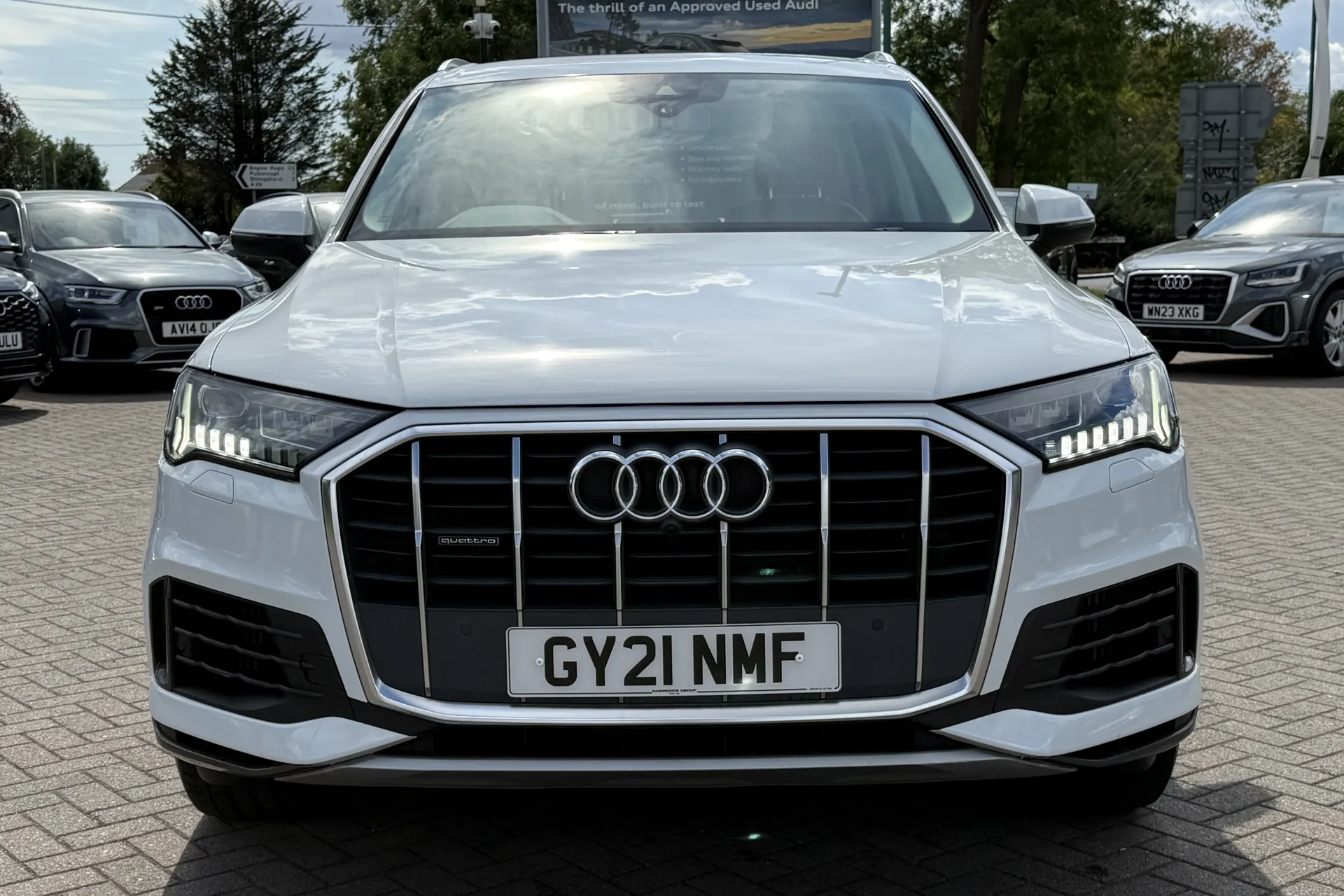 Audi Q7 thumbnail image number 28