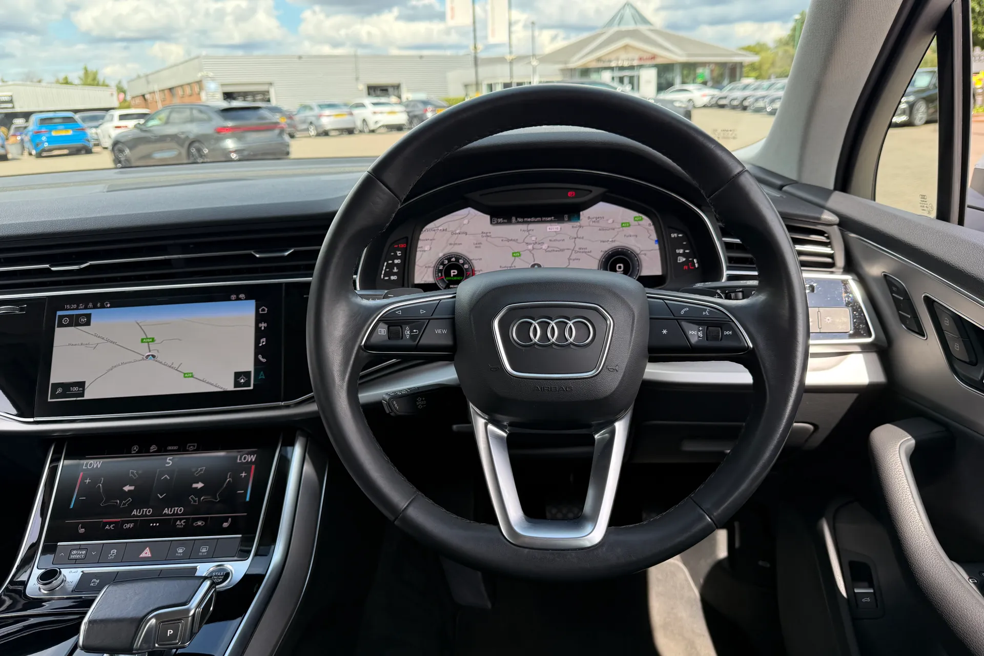 Audi Q7 thumbnail image number 6