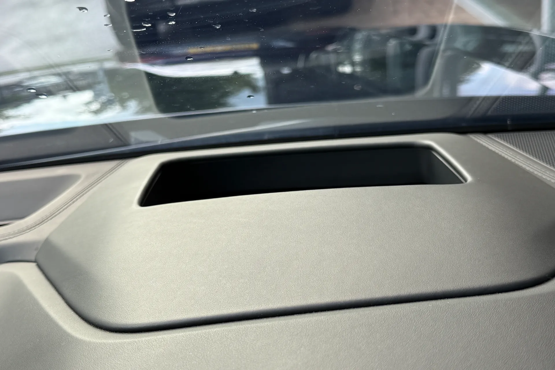 Audi RS Q8 thumbnail image number 8