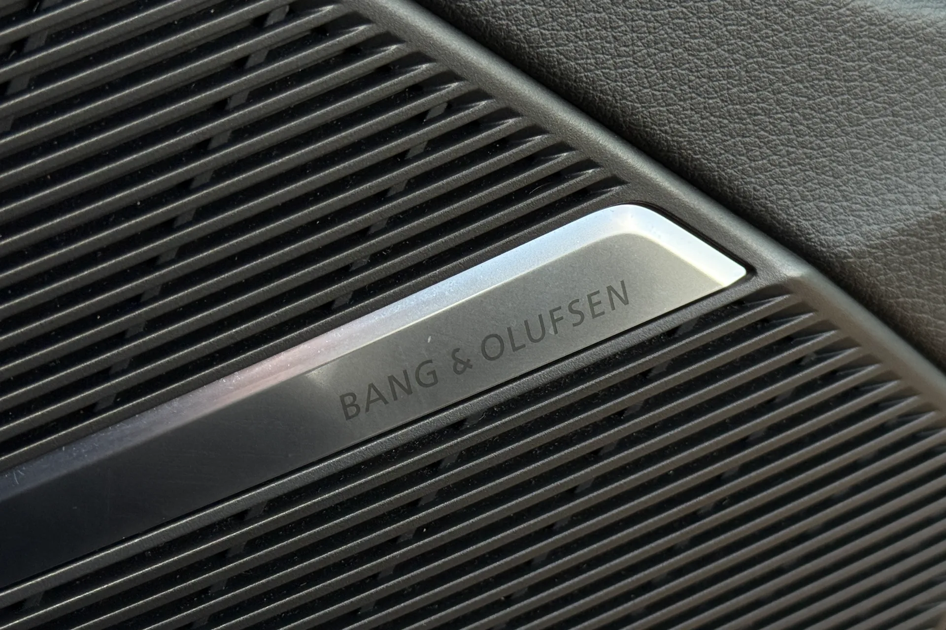 Audi RS Q8 thumbnail image number 9