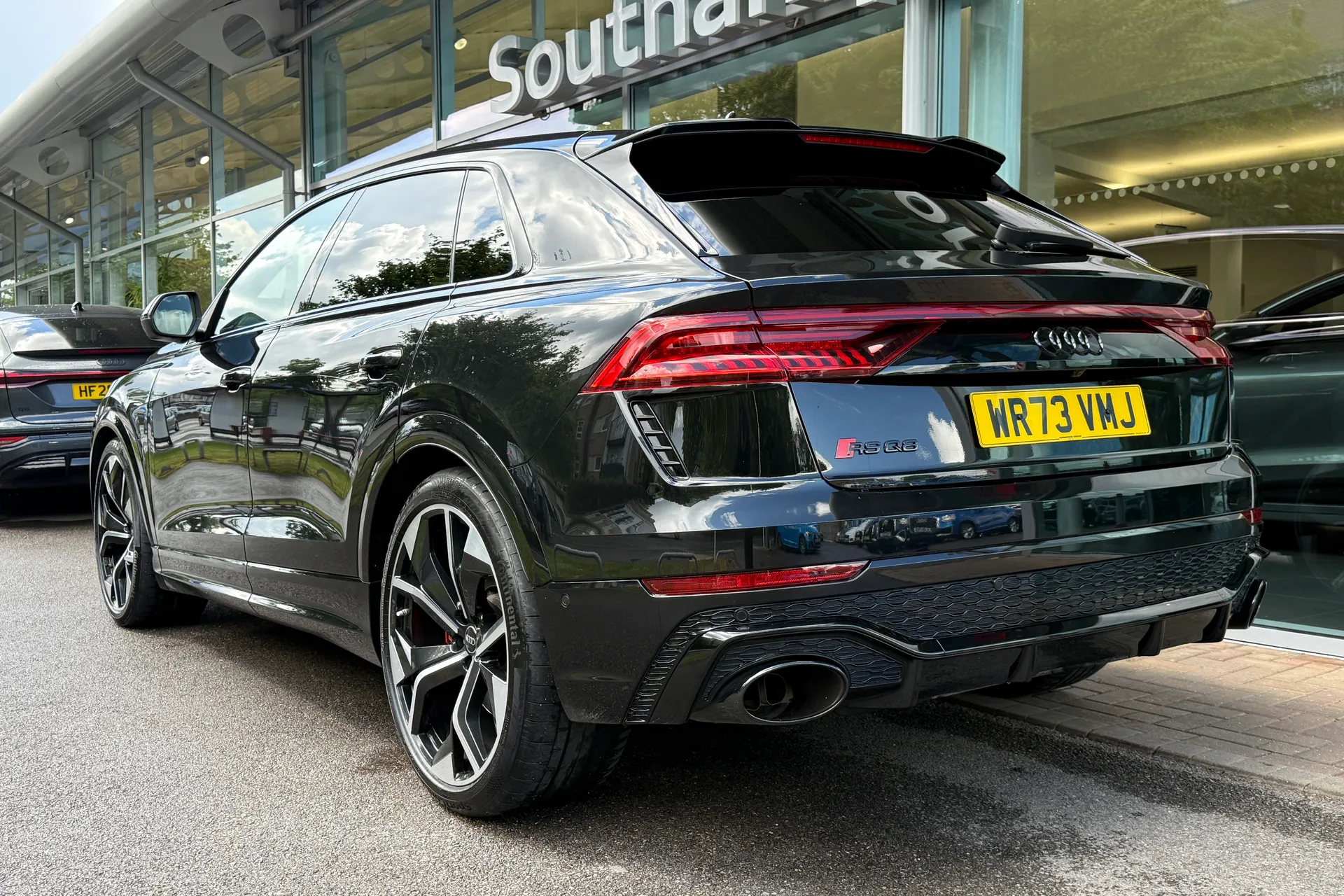 Audi RS Q8 thumbnail image number 14
