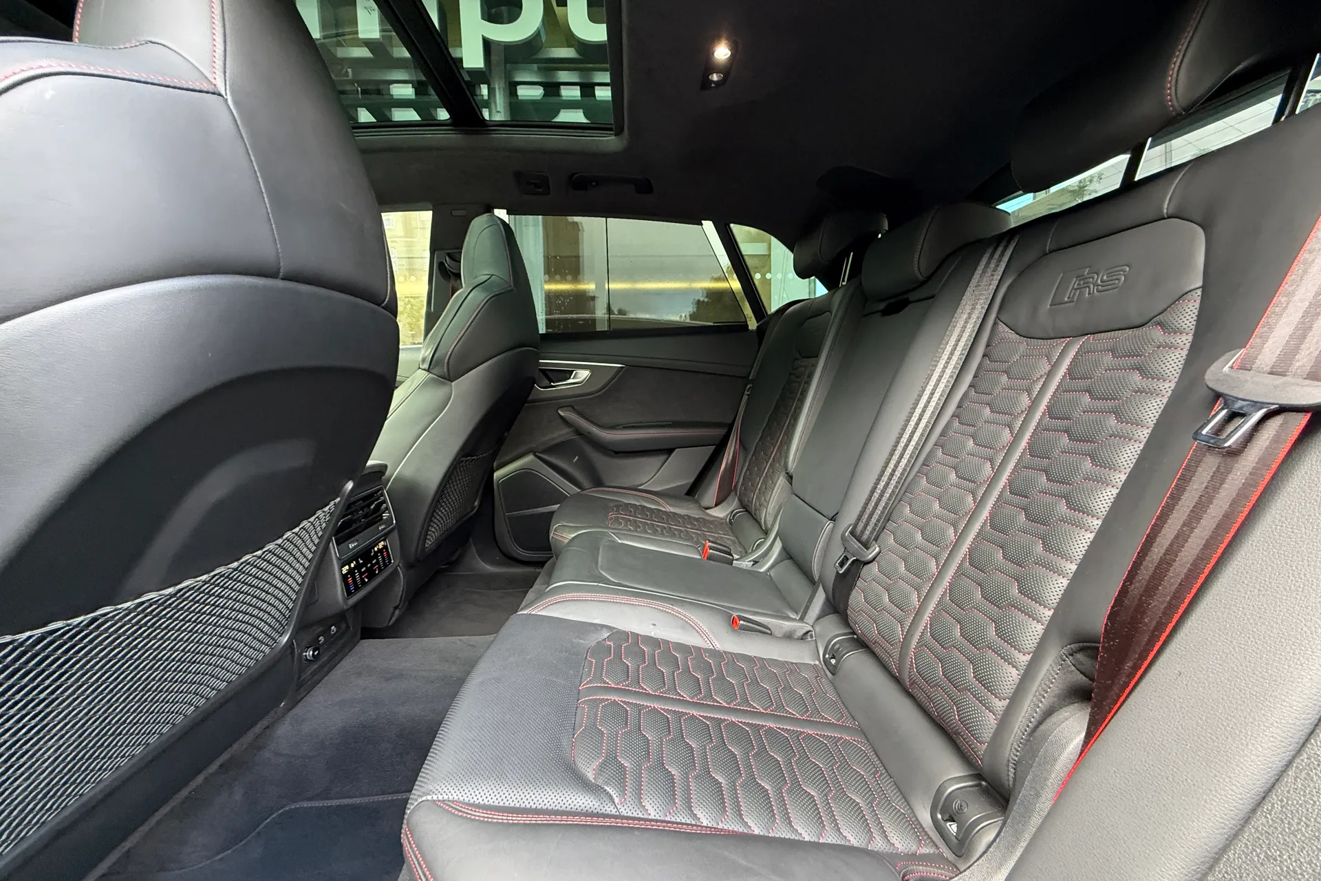 Audi RS Q8 thumbnail image number 62
