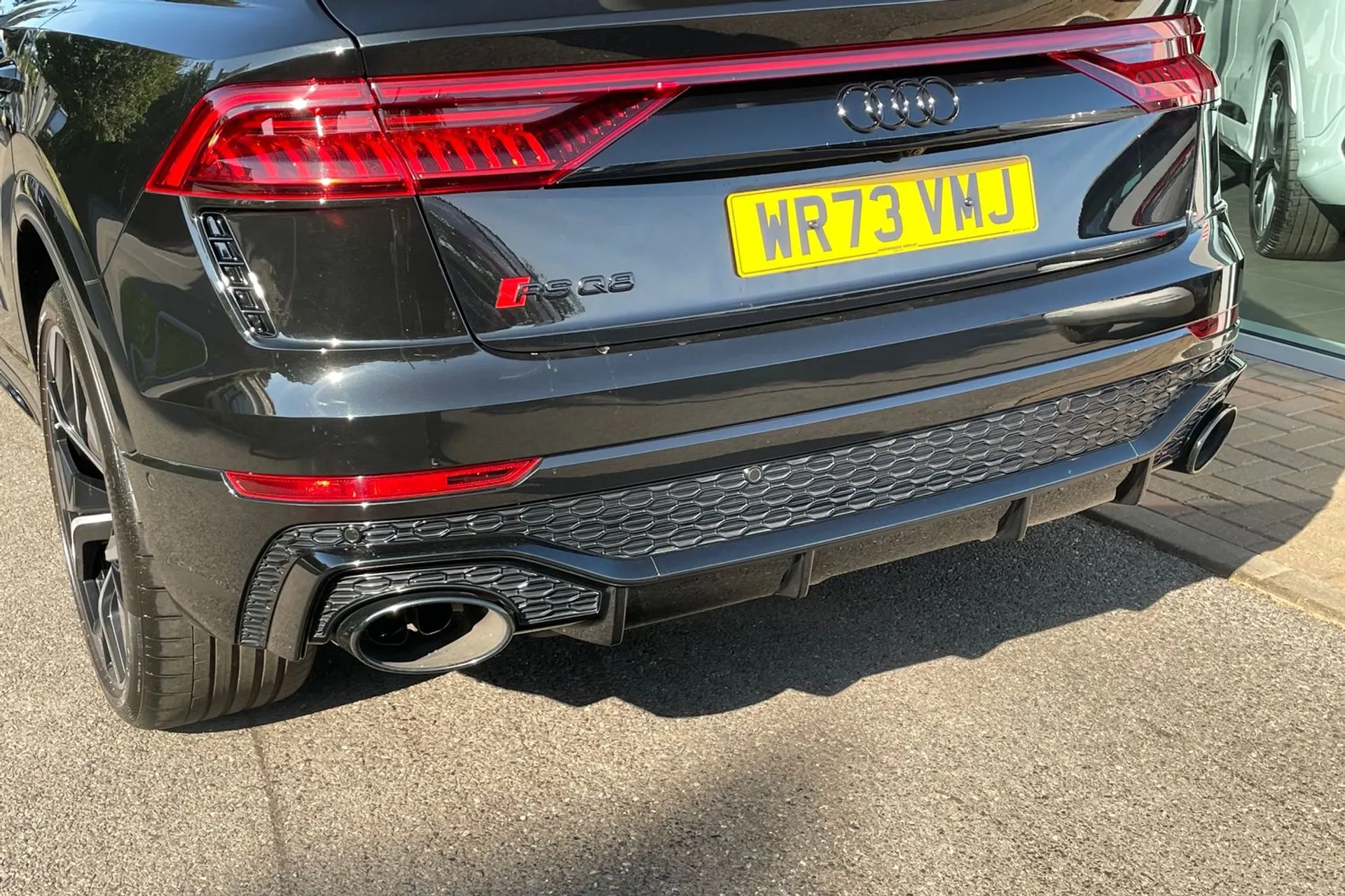Audi RS Q8 thumbnail image number 17