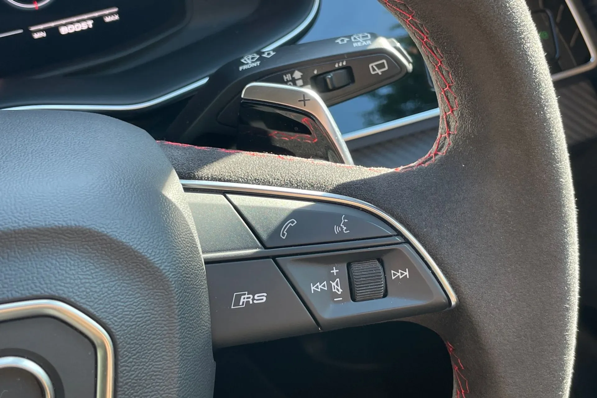 Audi RS Q8 thumbnail image number 59