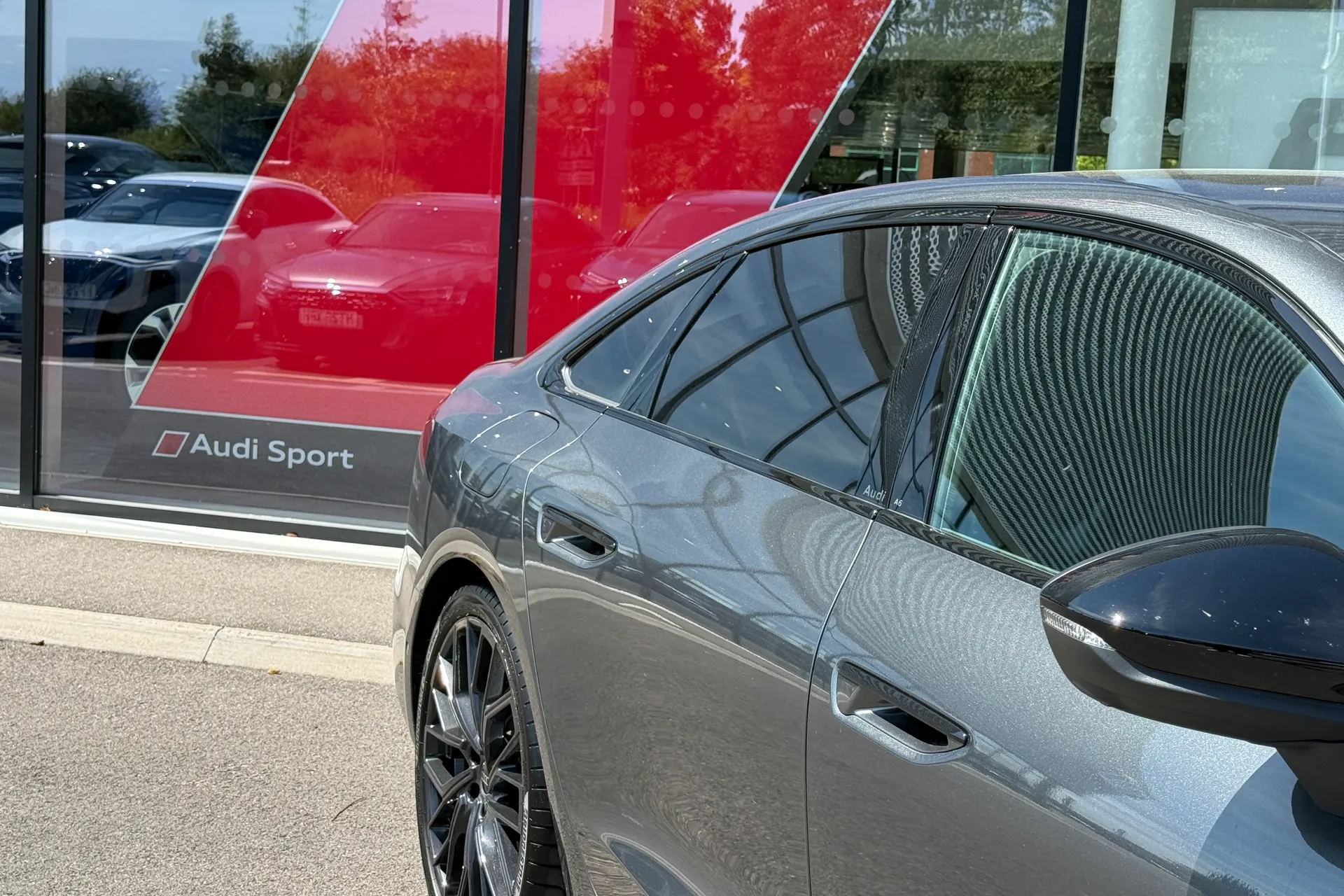 Audi A6 thumbnail image number 17
