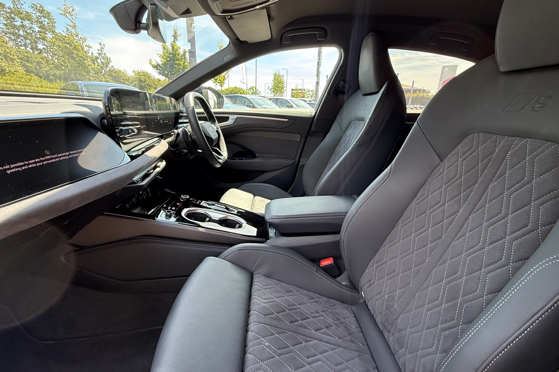 Audi A6 thumbnail image number 42