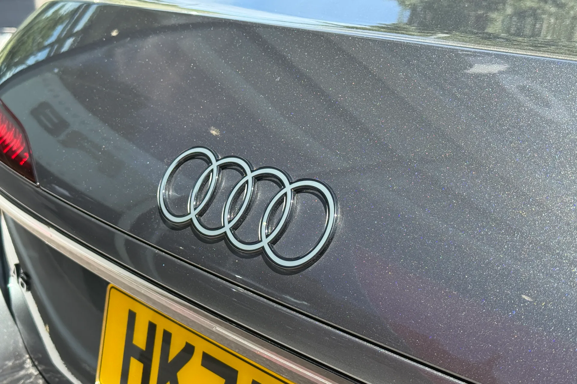 Audi A6 thumbnail image number 35