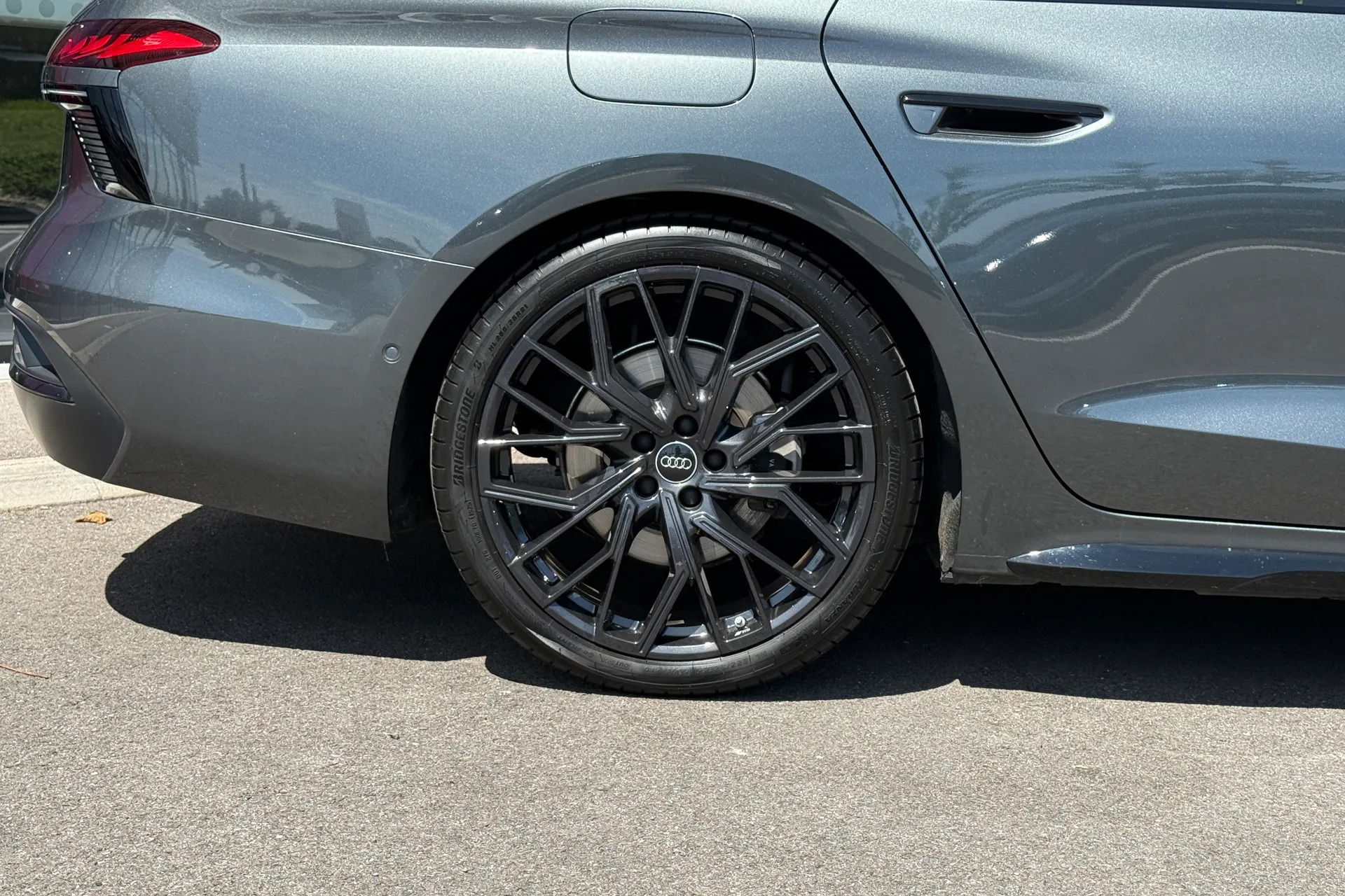 Audi A6 thumbnail image number 21