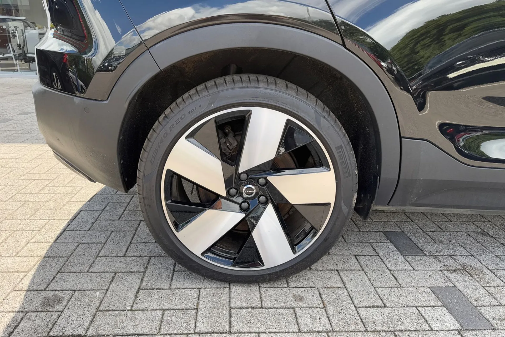 Volvo C40 thumbnail image number 13
