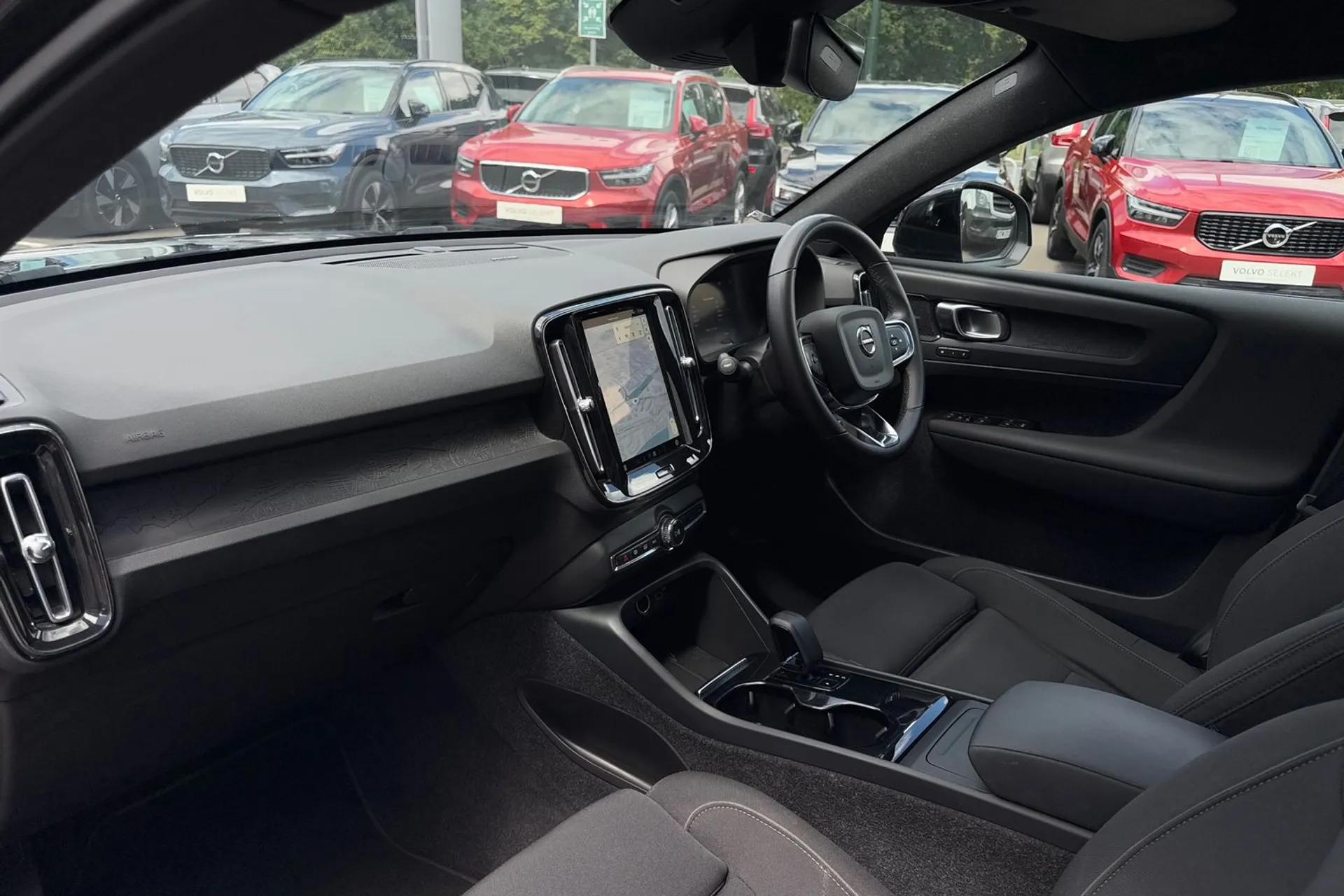 Volvo C40 thumbnail image number 26