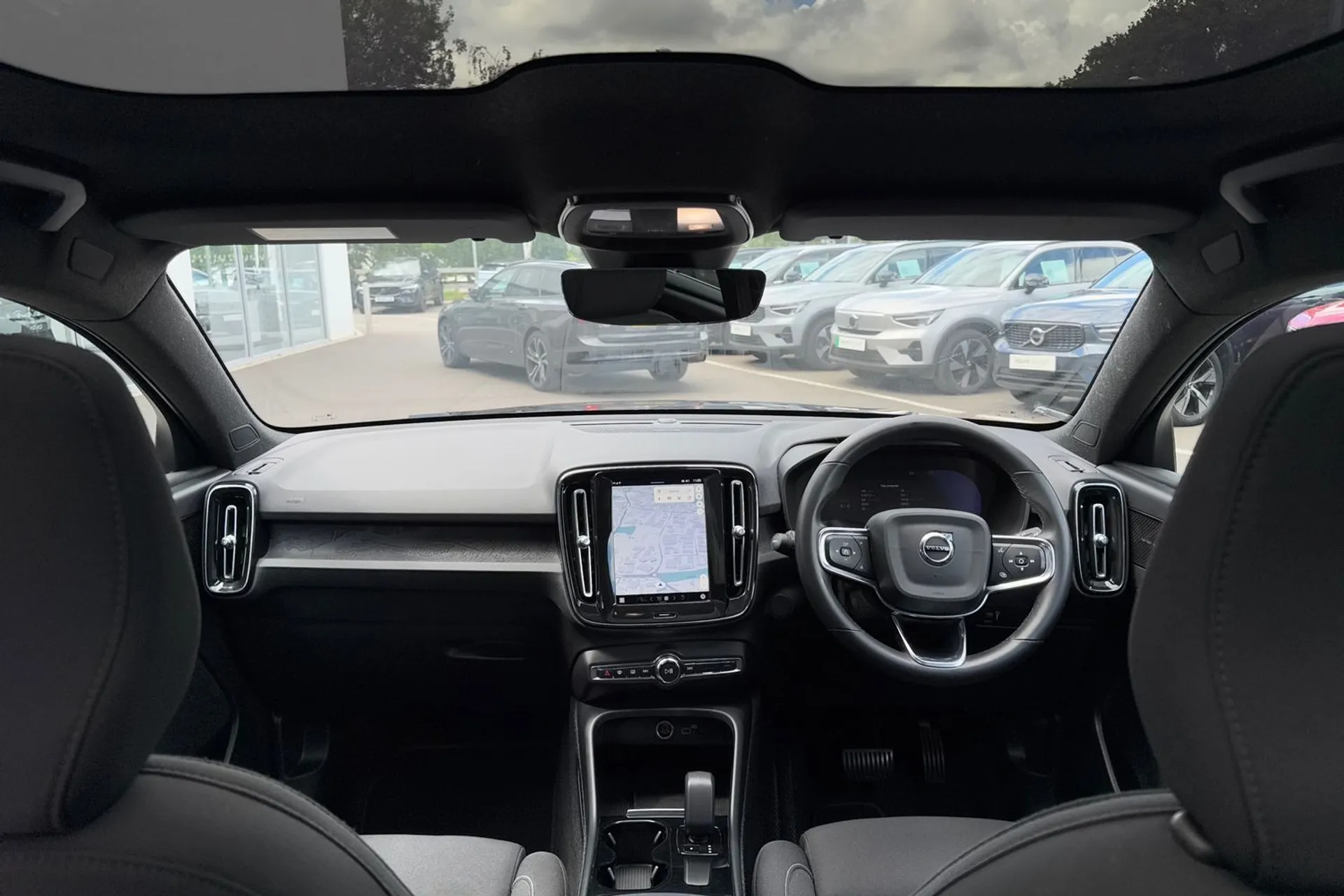 Volvo C40 thumbnail image number 3
