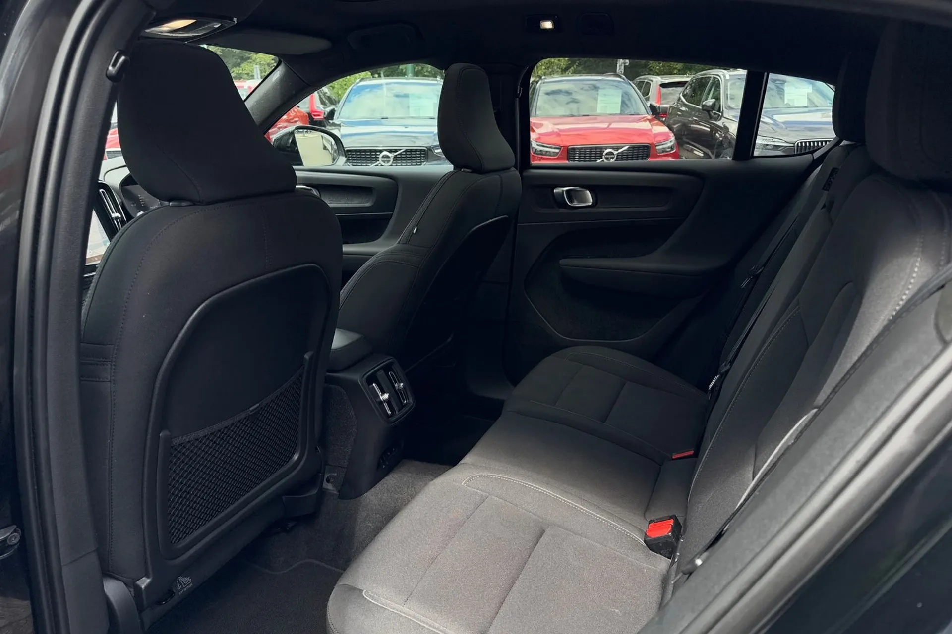 Volvo C40 thumbnail image number 29