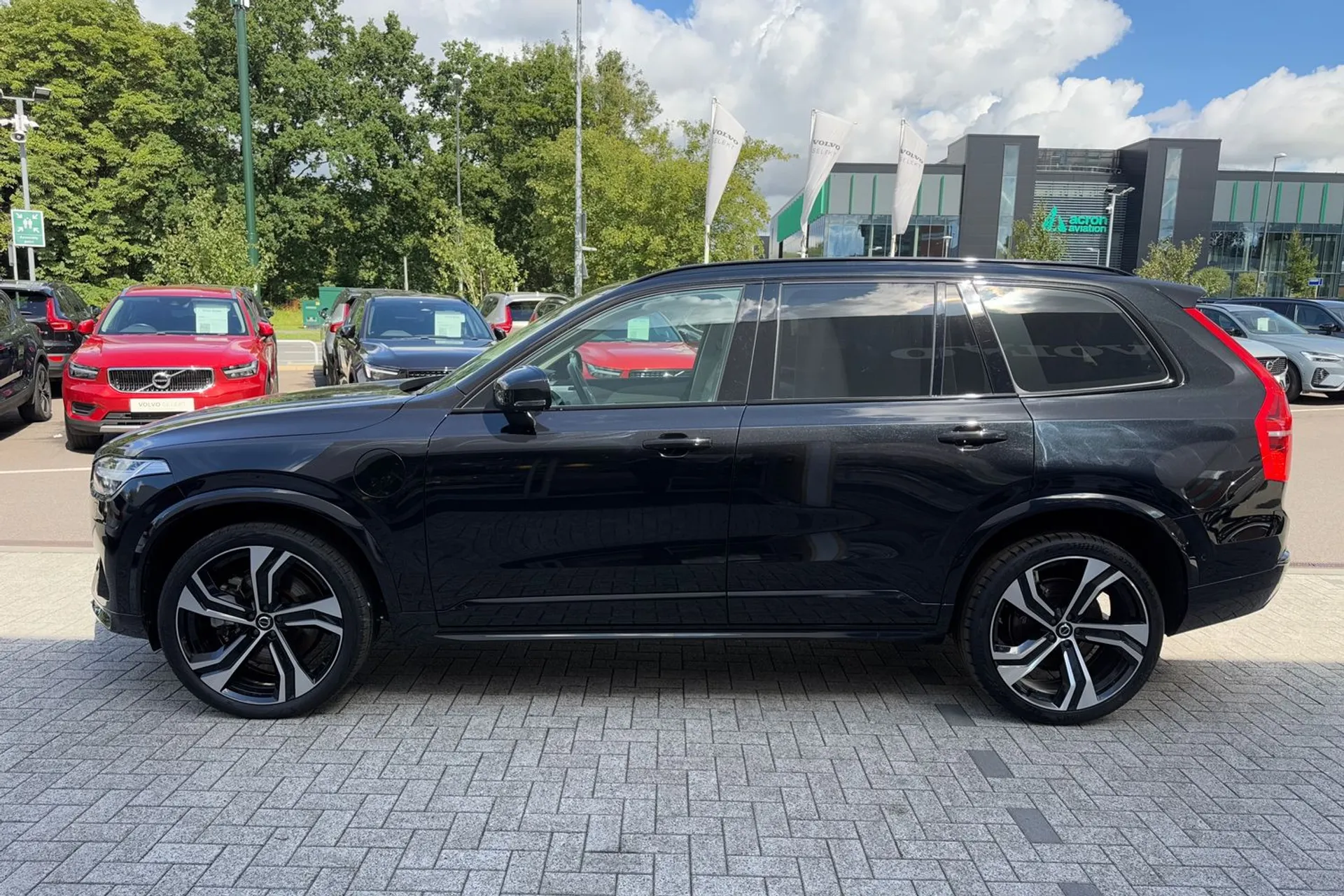 Volvo XC90 thumbnail image number 12