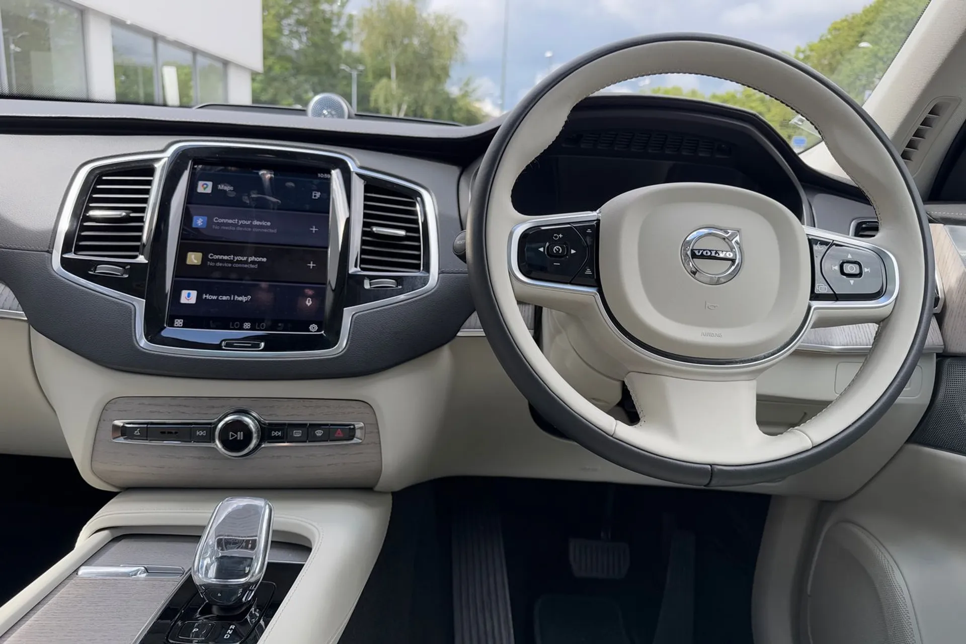 Volvo XC90 thumbnail image number 35
