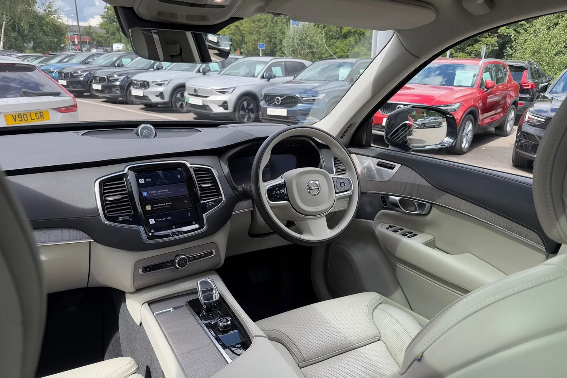 Volvo XC90 thumbnail image number 34