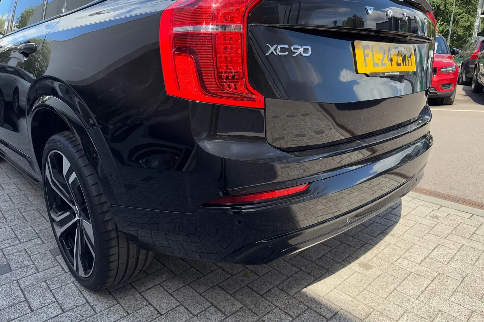 Volvo XC90 thumbnail image number 19